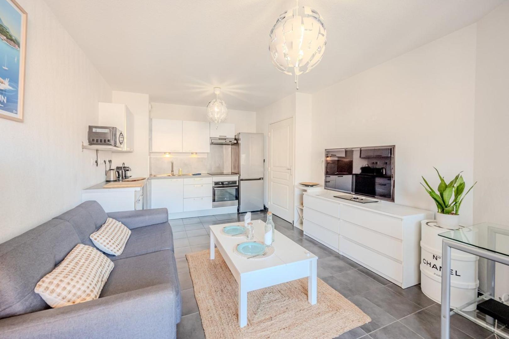 Le Neroli T2 Dernier Etage Avec Terrasse Et Garage Apartment Тулон Екстериор снимка
